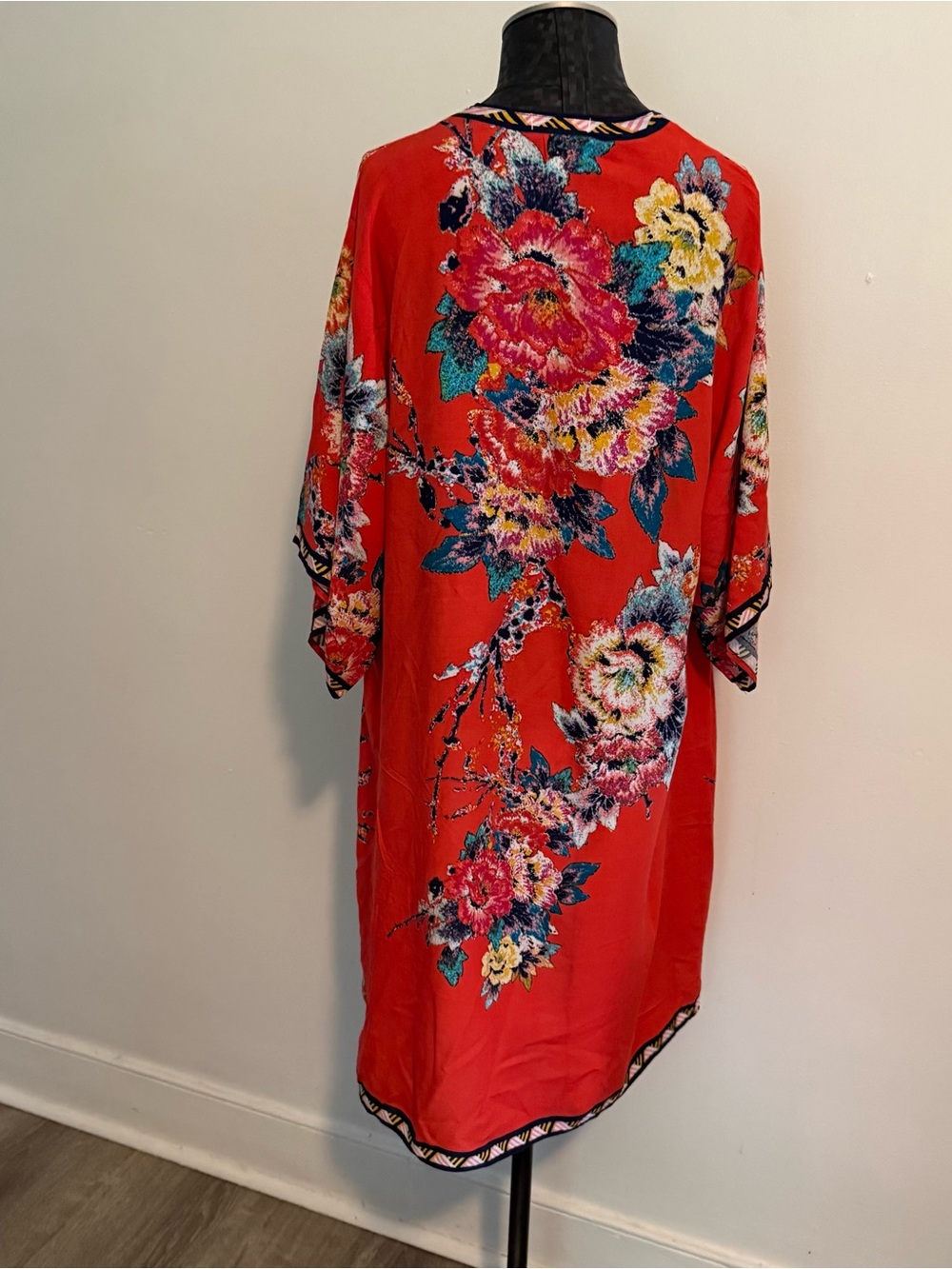 Flying Tomato Red Floral Kimono - Picture 7 of 10